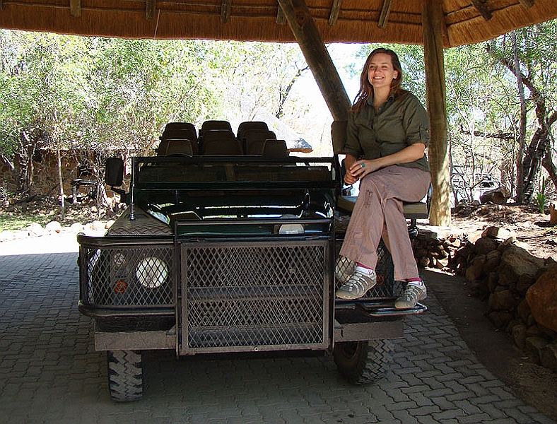 lhjess3.jpg - Jessica's new goal is to be the first female tracker at Leopard Hills