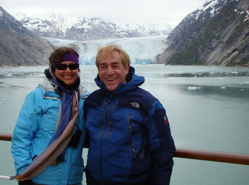 dawes5.jpg - Sue and Jay with Dawes Glacier in the background.